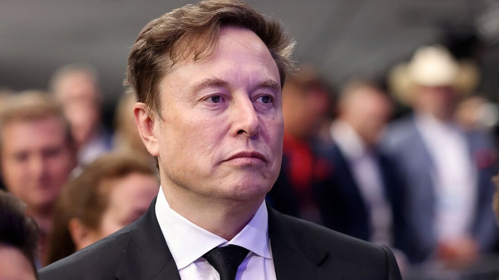 Elon Musk vive in una Airstream