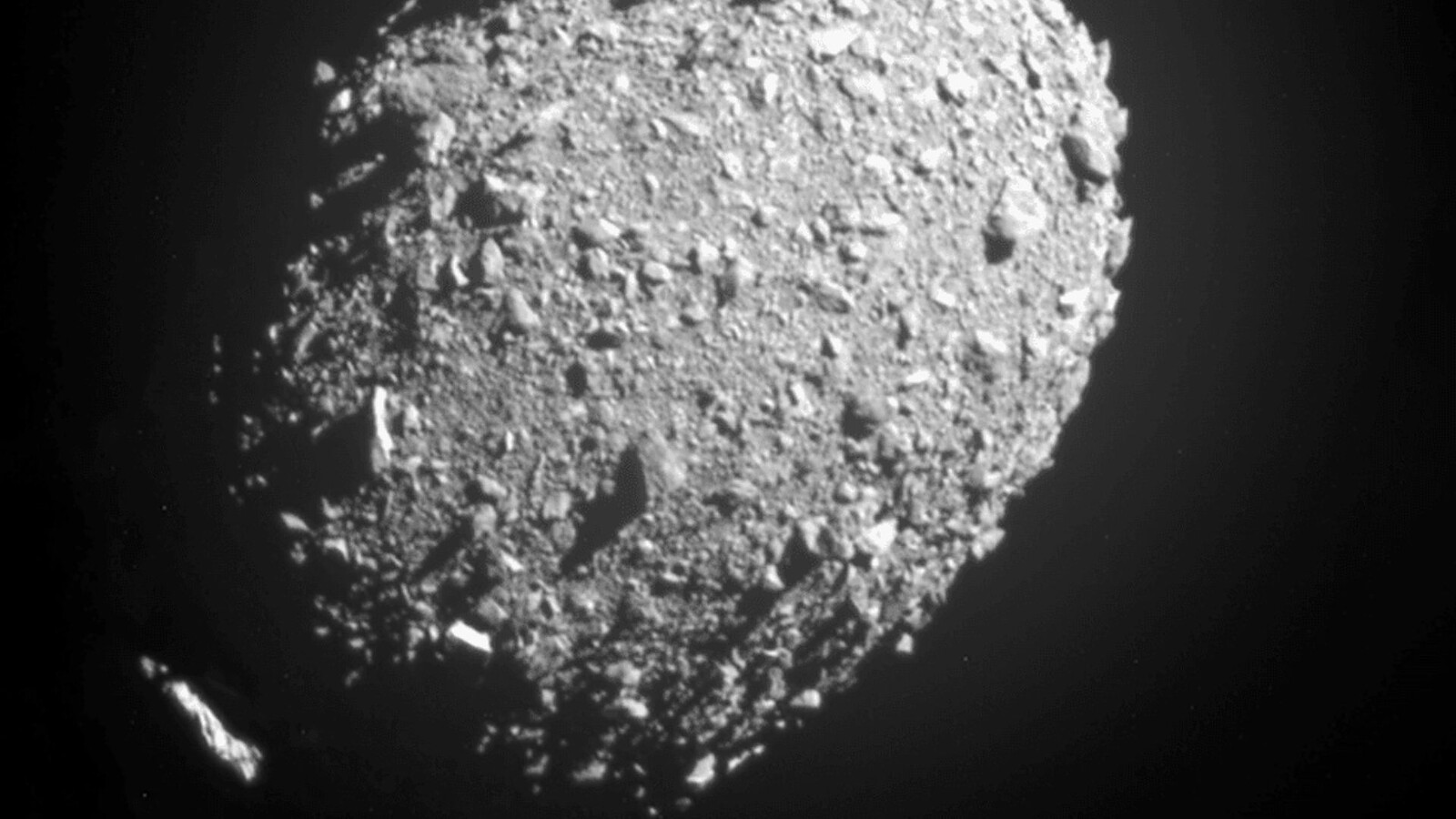 Asteroide e bomba atomica