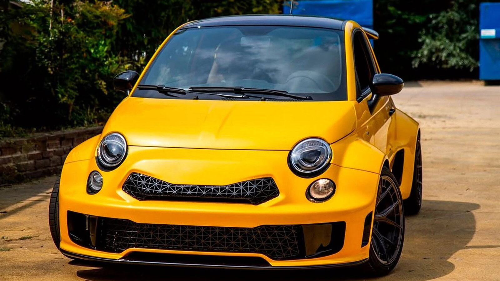 Fiat 500 Abarth da 350 CV e trazione integrale: ed è omologata