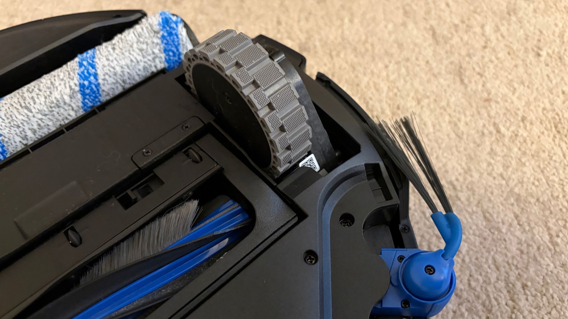 Ecovacs Deebot X12S - caratteristiche Ecovacs DEEBOT X12S OmniCylcone
