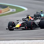 F1: gli aggiornamenti di Sepang sulla Mercedes W17 deludono