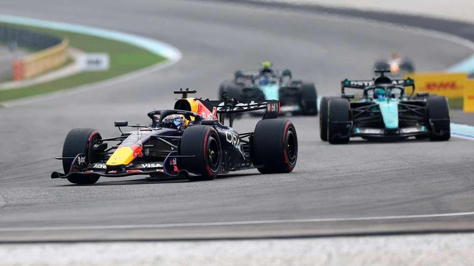 F1: gli aggiornamenti di Sepang sulla Mercedes W17 deludono