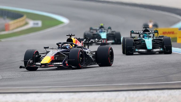 F1: gli aggiornamenti di Sepang sulla Mercedes W17 deludono