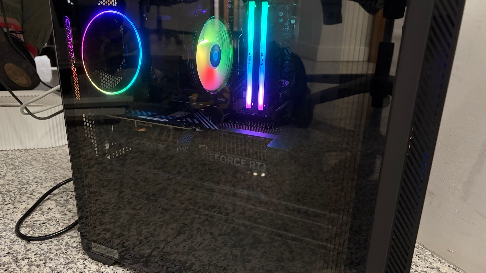 Gigabyte AORUS PRIME 3 AP351 - immagine 10 Gigabyte AORUS PRIME 3 AP351