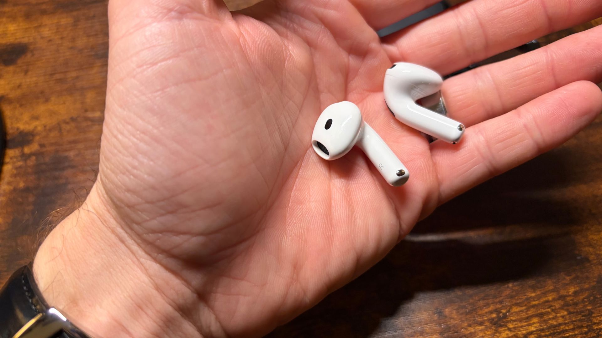 AirPods 5 - dettaglio AirPods 5