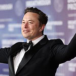 Elon Musk e la simulazione al 50%