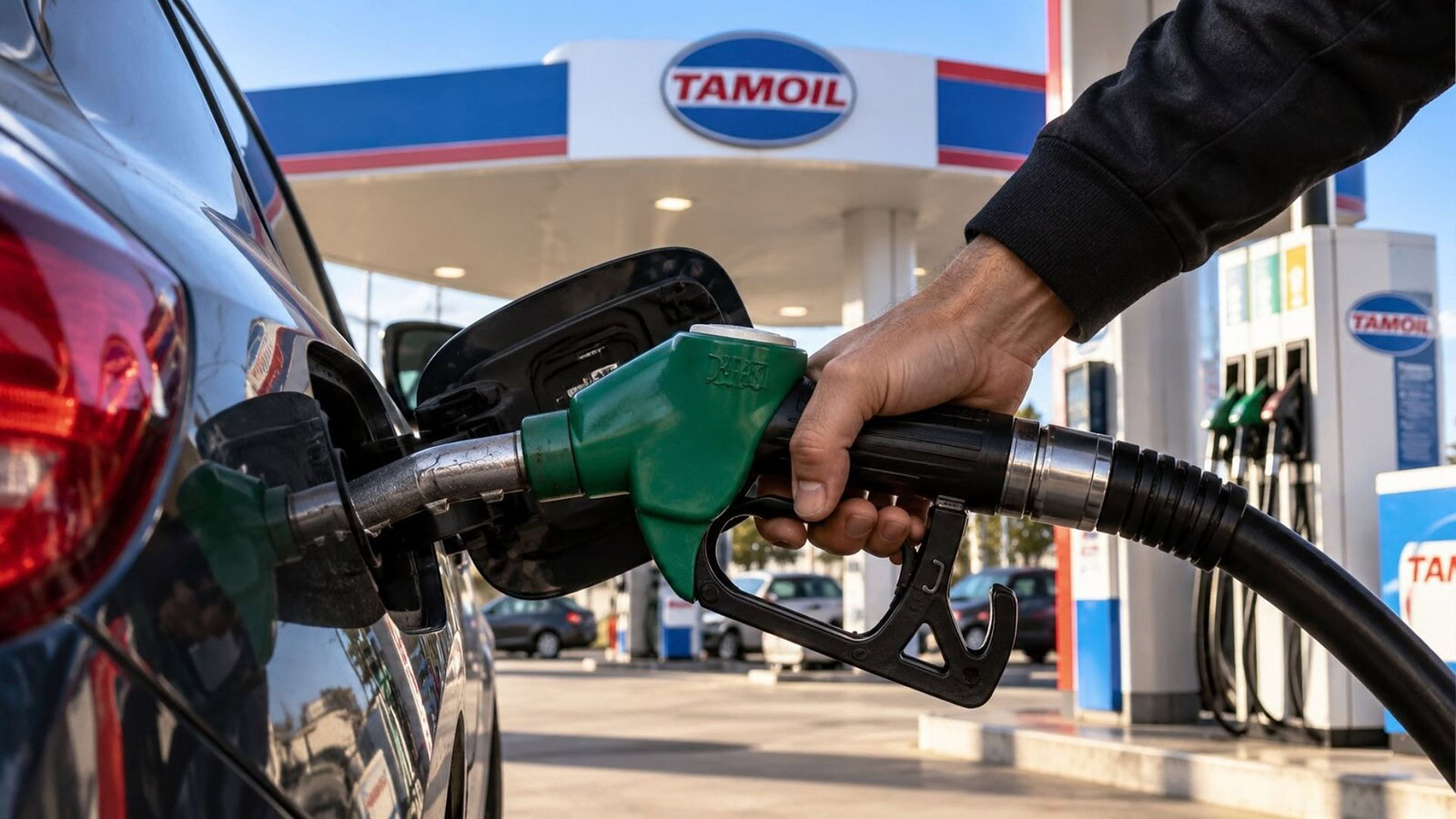 Tamoil abbassa benzina e diesel fino a ottobre, ma senza tetto