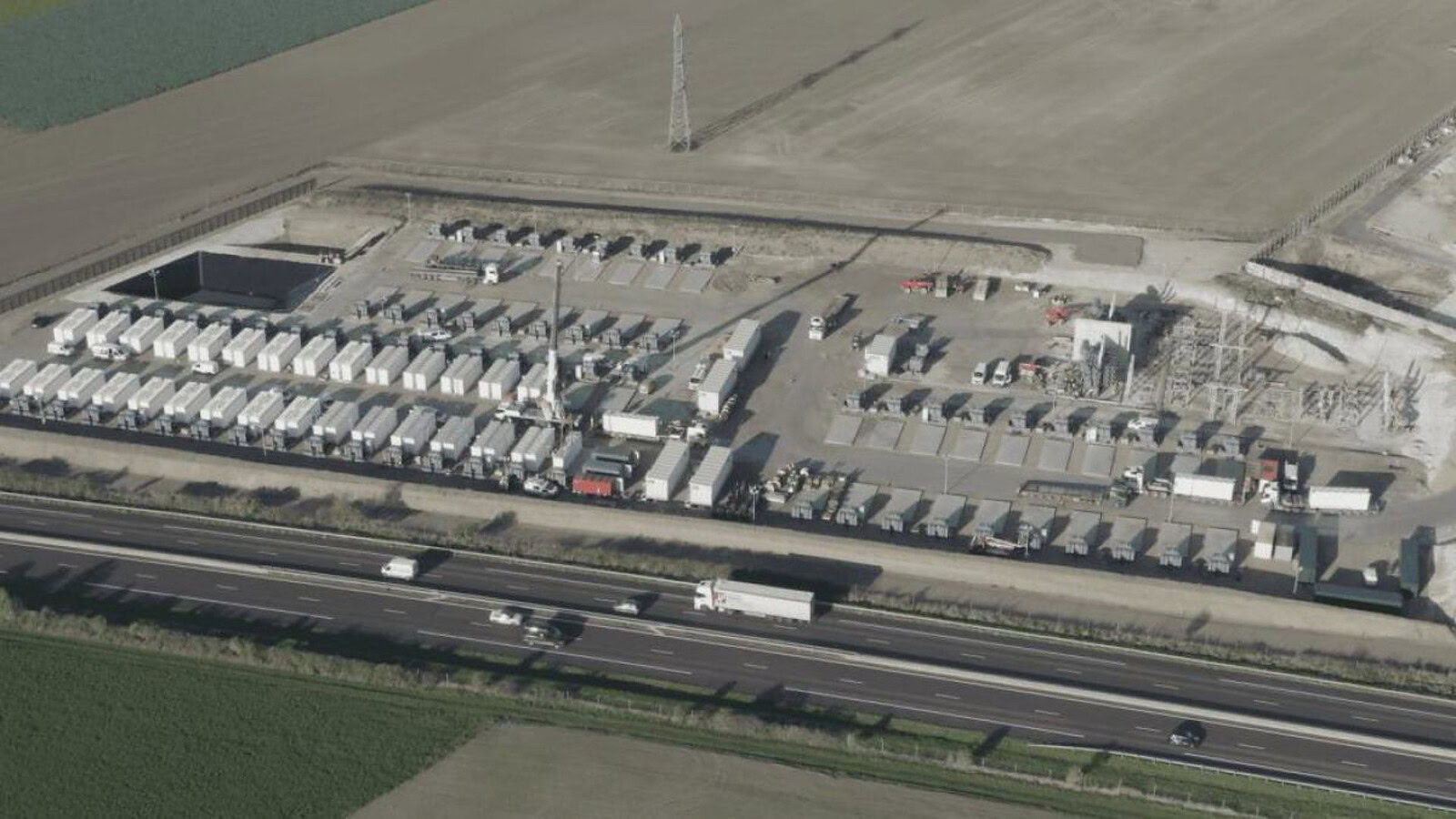 Tesla, inaugurata nella Marna