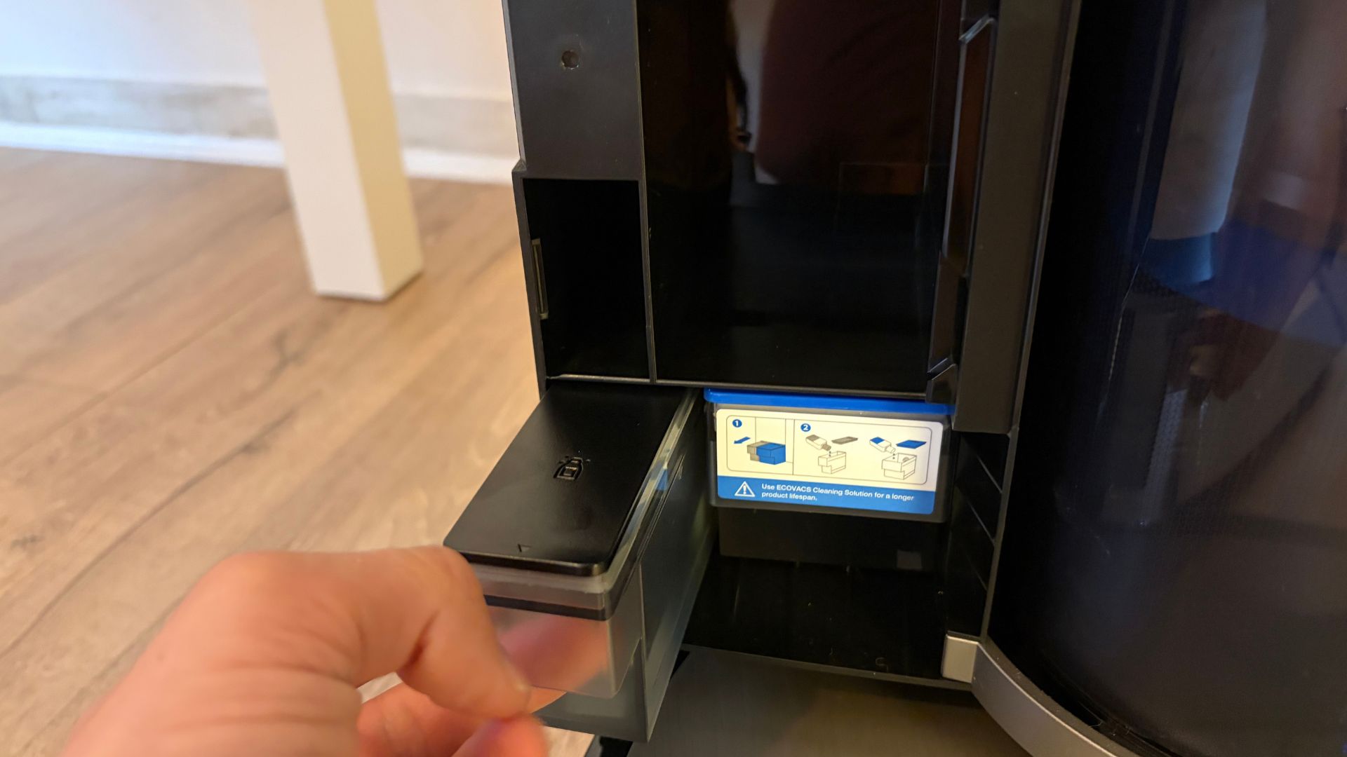Ecovacs Deebot X12S - specifiche Ecovacs DEEBOT X12S OmniCylcone