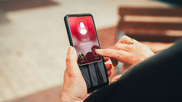 Android contro le truffe: Google schiera Gemini in Messaggi