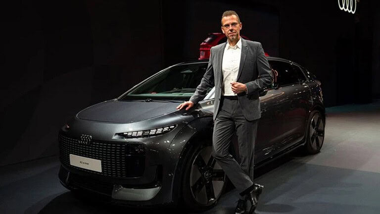 Audi A2 e-tron sbarca a Parigi: fino a 643 km di autonomia