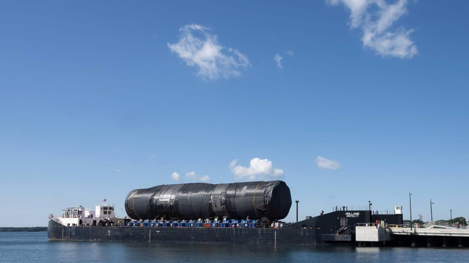 USS Arizona rinasce come sottomarino