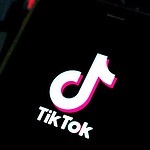 TikTok Shopping Assistant