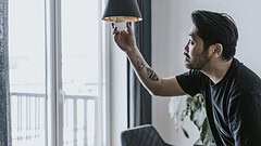 Interruttori smart: perché sono più inclusivi delle lampadine