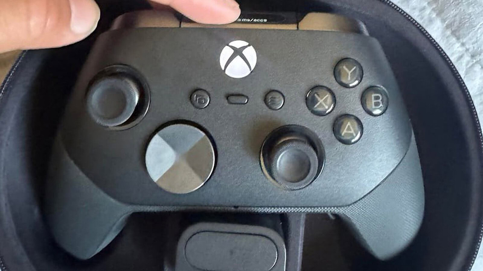 Xbox Elite Controller Series 3, svelati stick TMR e WiFi Direct