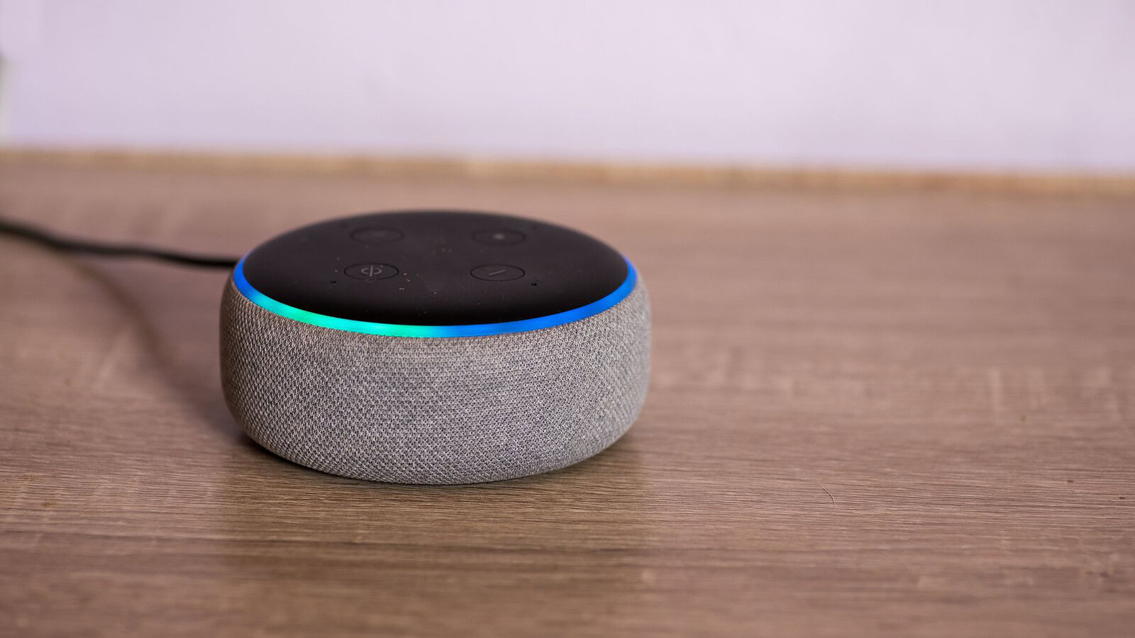 Alexa ripete la la la senza motivo: Amazon conferma il bug