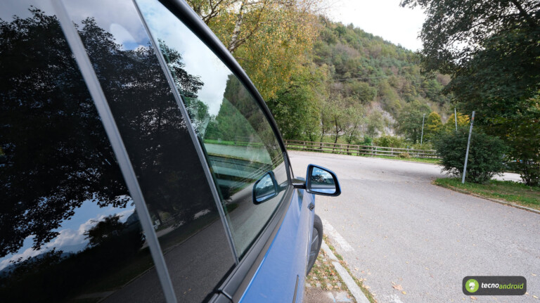 tesla - immagine 26 tesla - immagine 27