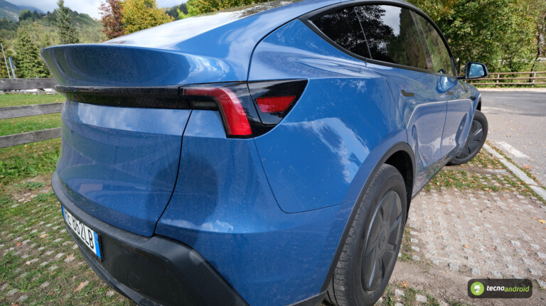 tesla - immagine 34 tesla - immagine 38