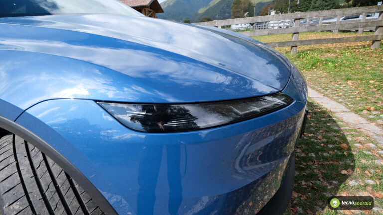 tesla - immagine 30 tesla - immagine 34