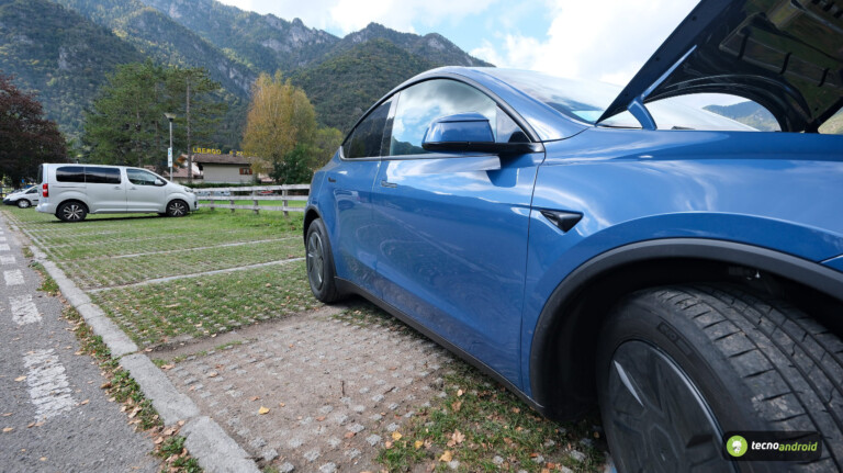 tesla - immagine 9 tesla - immagine 18