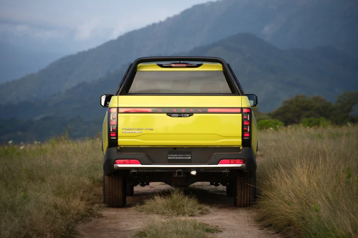 Nissan Frontier Pro Nissan Frontier Pro: il primo pickup plug-in costruito in Cina