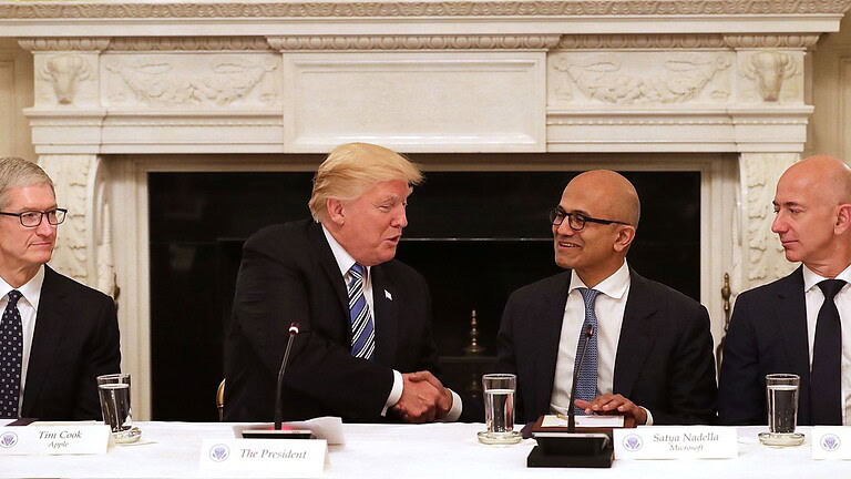 Trump e Big Tech: firmato l'accordo sulla Superintelligenza