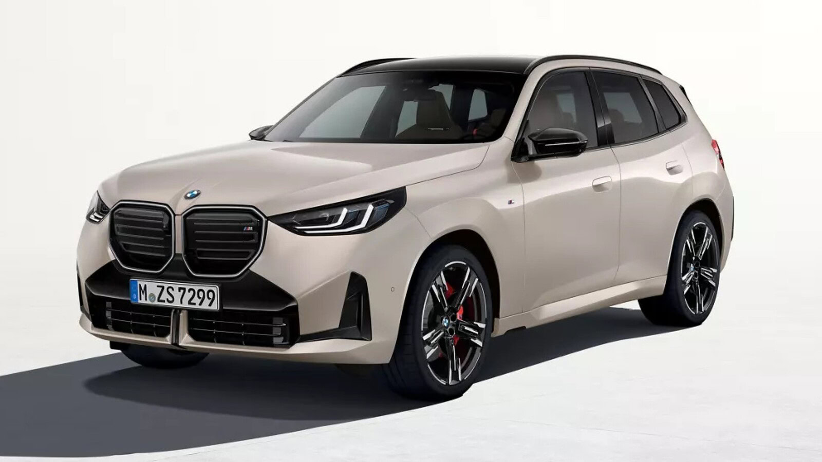 BMW X3 M50 xDrive: 443 CV e il nuovo Black Package da pista