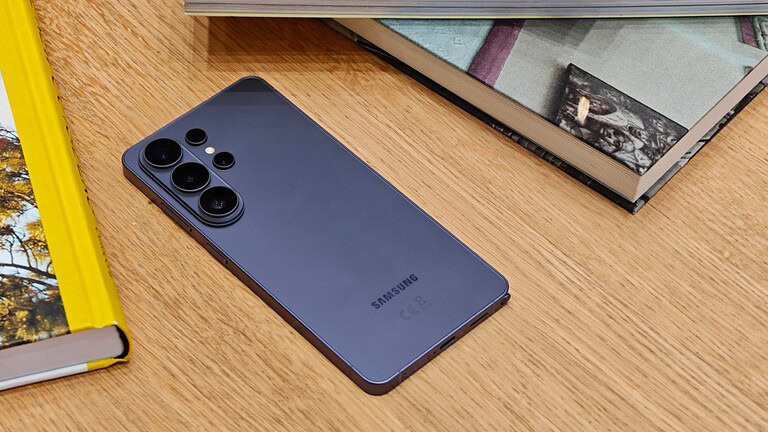 Galaxy S27 Ultra: Exynos 2700 è così competitivo che Samsung esita