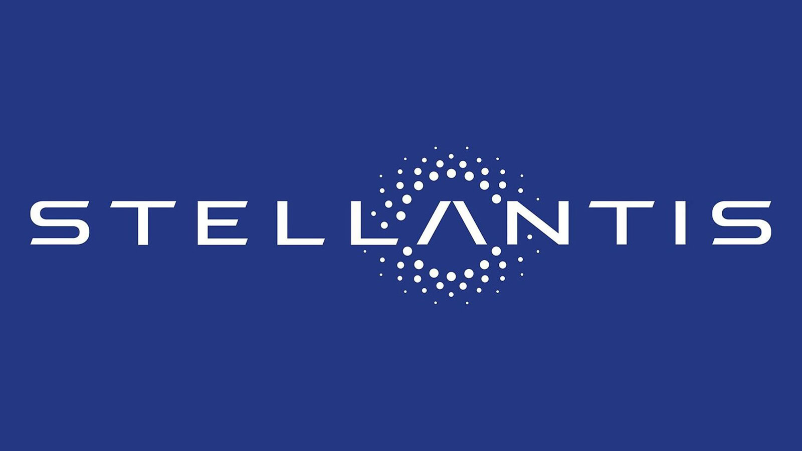 Stellantis brevetta l'auto che sgancia la batteria in fiamme