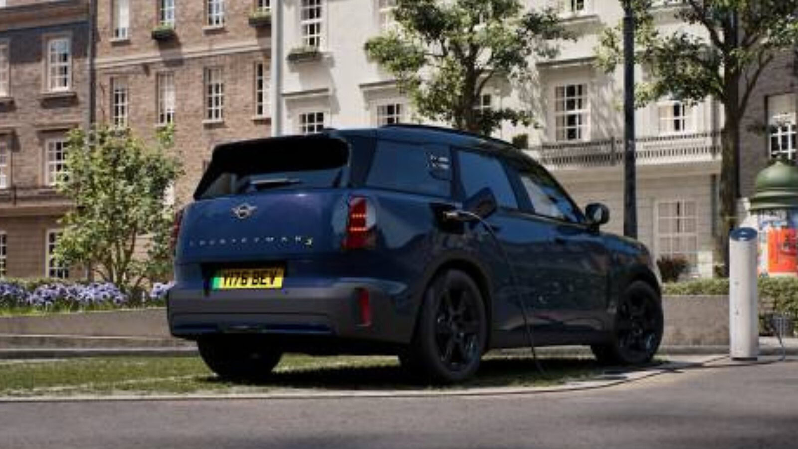 MINI Countryman SE Midnight Edition: ALL4 con 458 km di autonomia