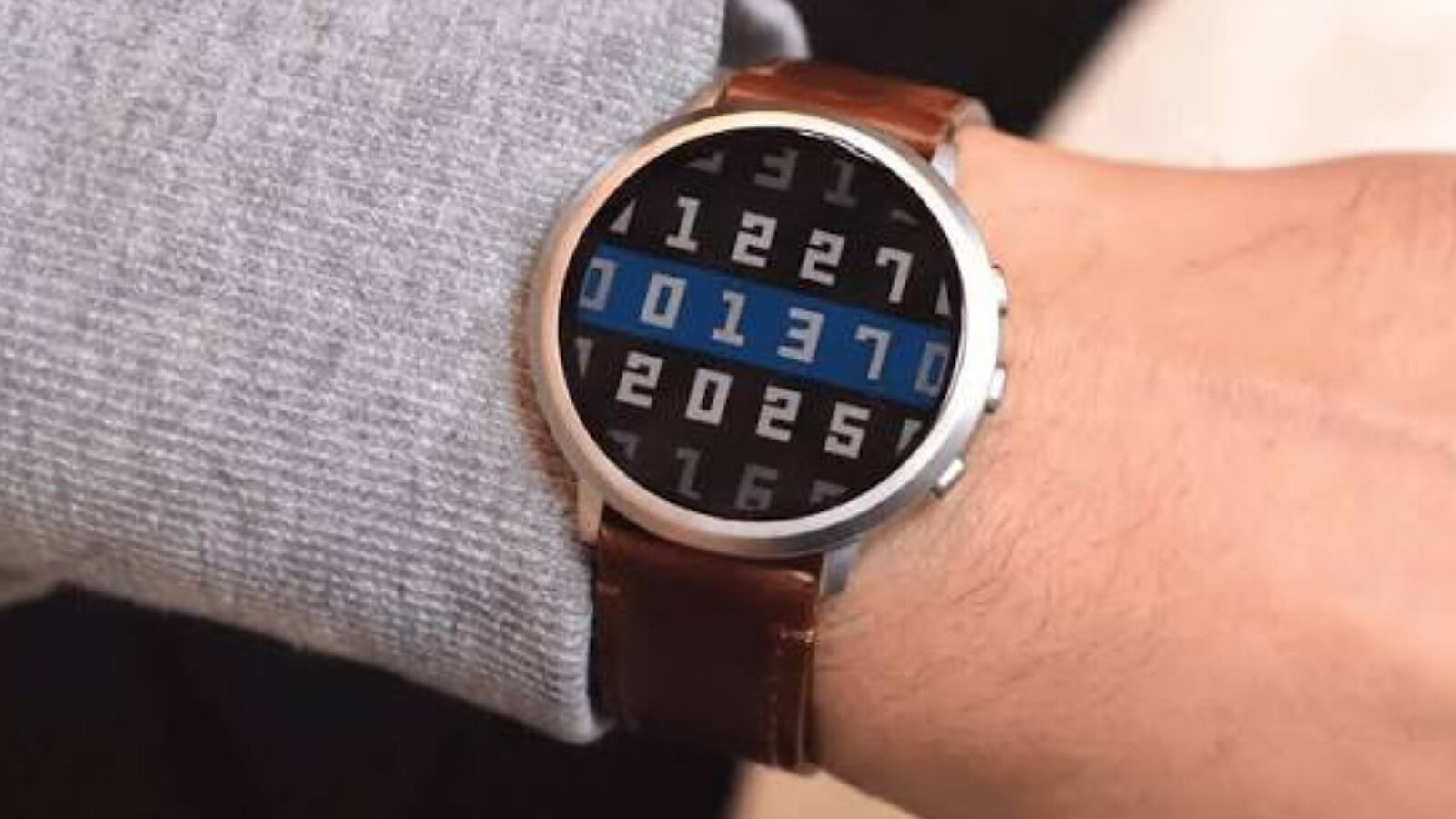 Pebble Round 2 in produzione: la cassa in acciaio frenava tutto