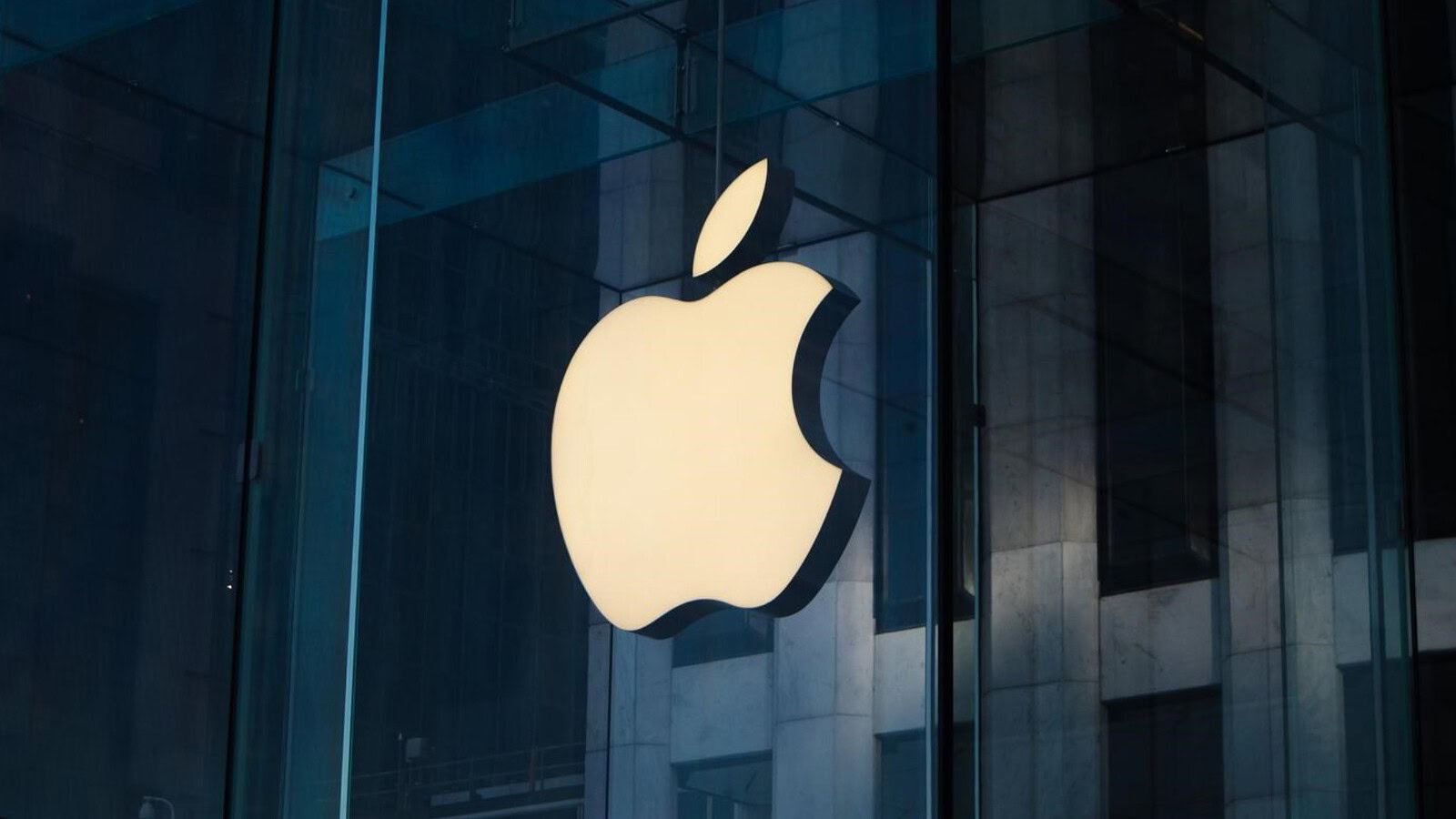 Apple supera Samsung negli operatori europei: quota al 37%