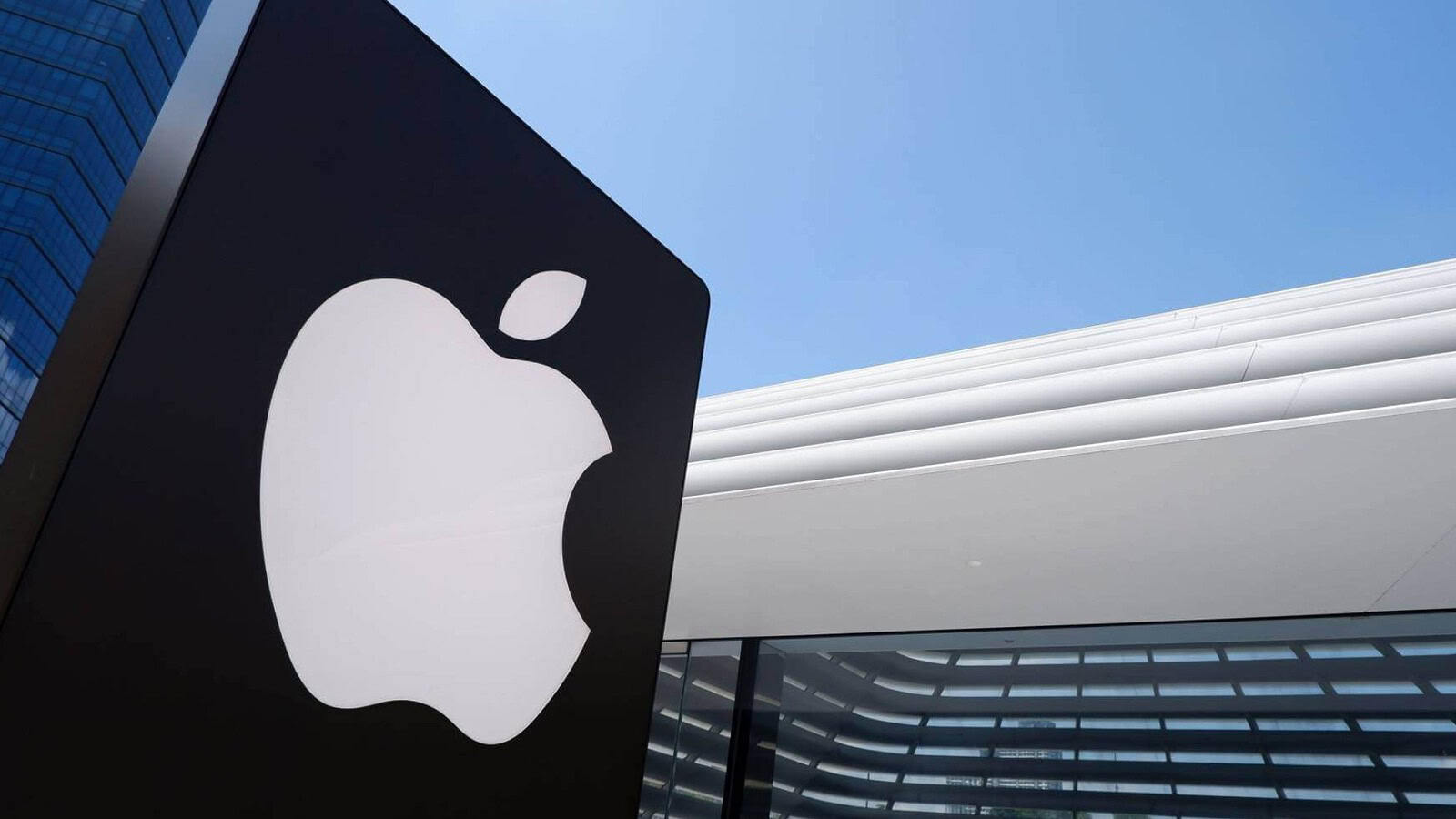 Apple supera i 5.000 miliardi di dollari e raggiunge Nvidia