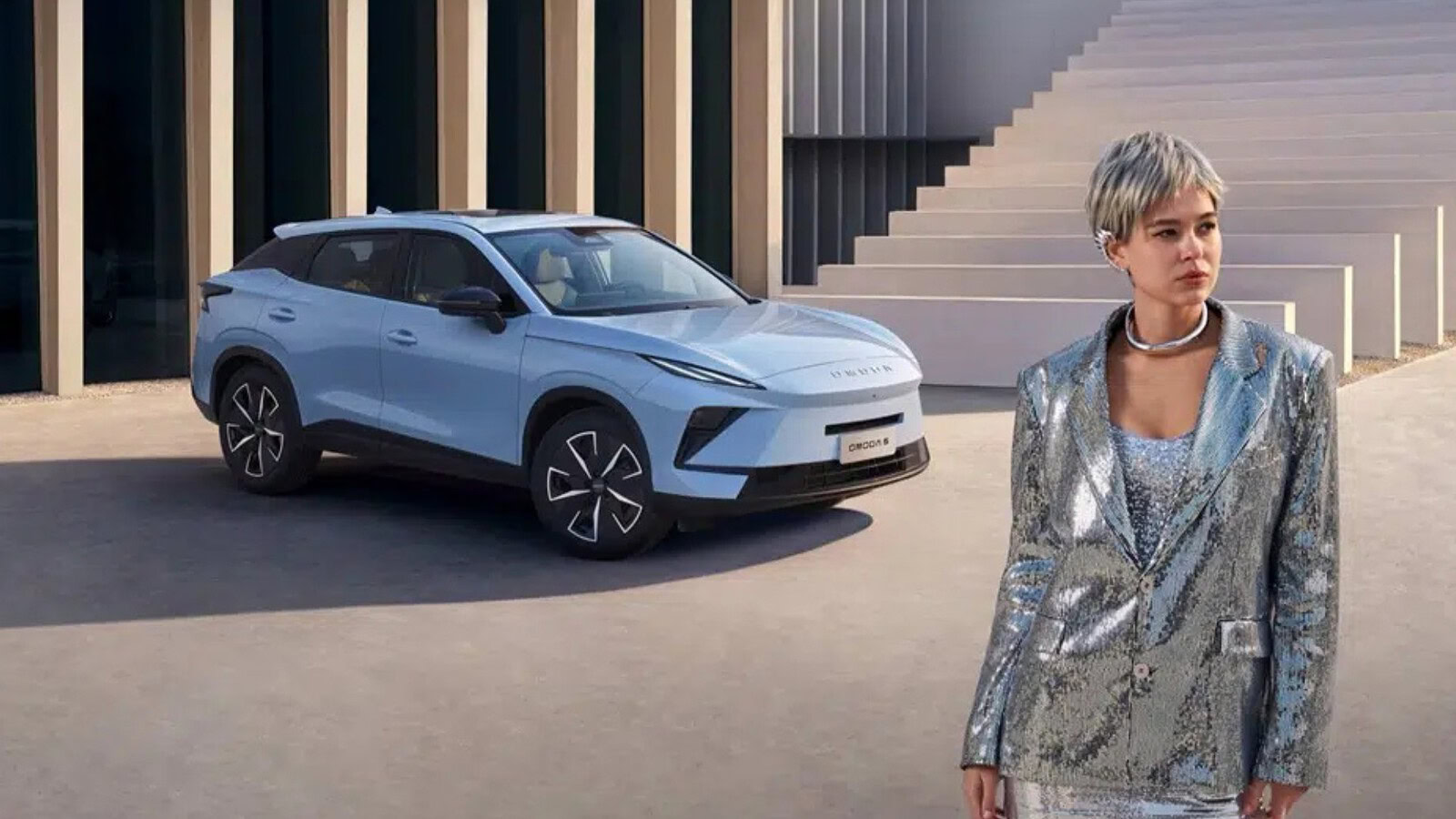 Omoda 5 Next al Salone di Parigi: il SUV cambia nome e si rinnova