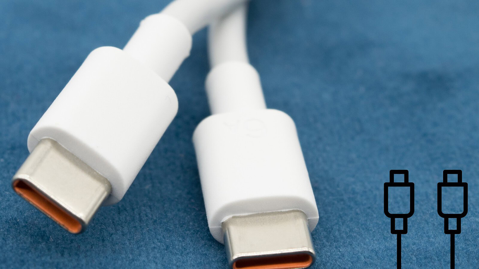 Cavi USB C, alcuni hanno bisogno di un aggiornamento firmware