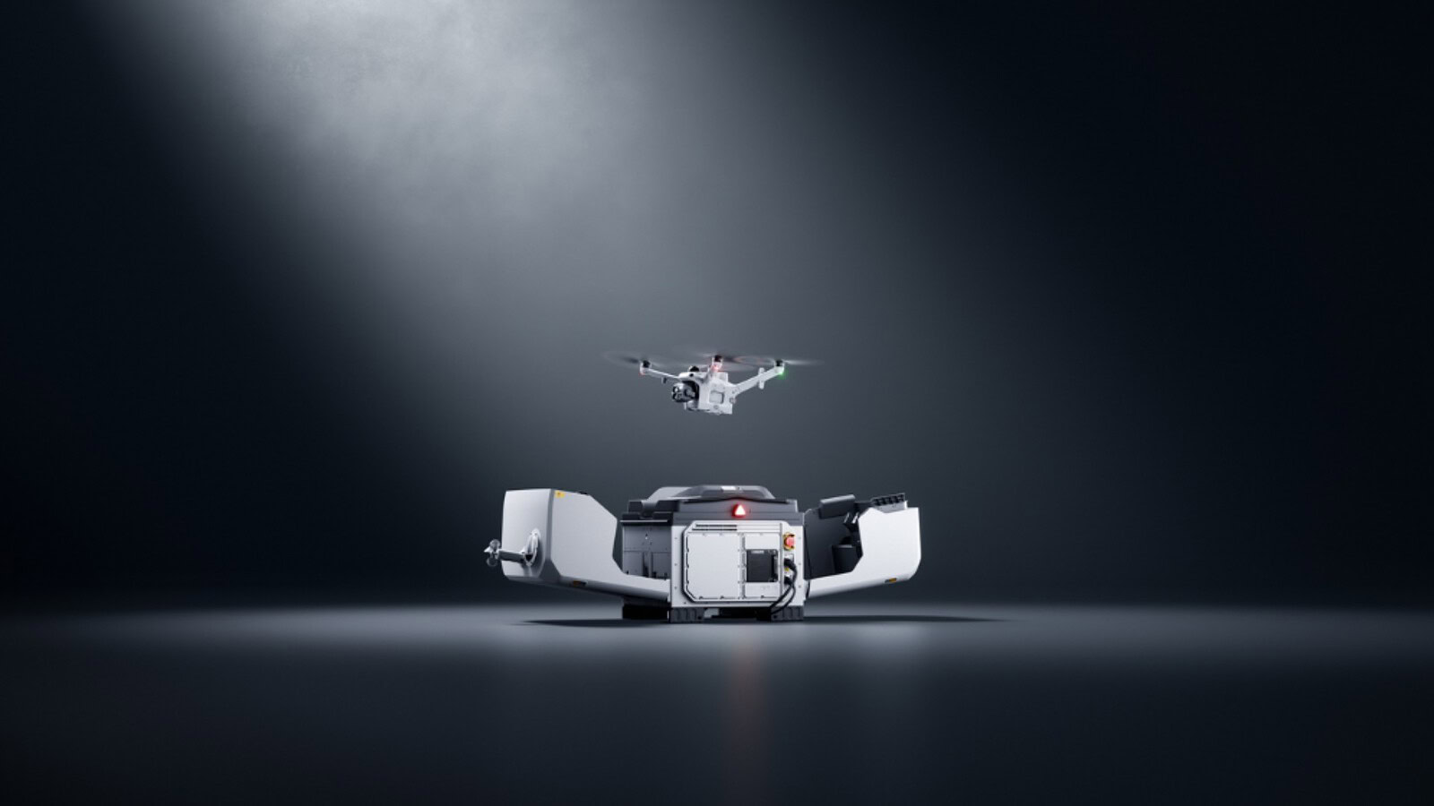 DJI Dock 4 cambia le operazioni con droni: batteria in 25 secondi