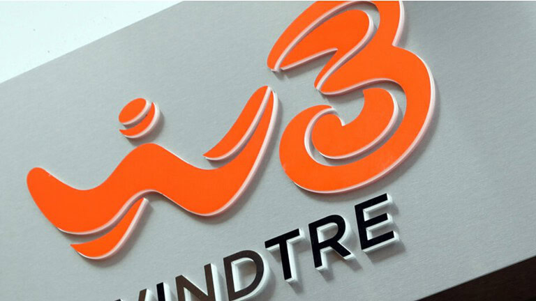 WindTre, aumenti fino a 2 euro ma più GIGA: come evitarli