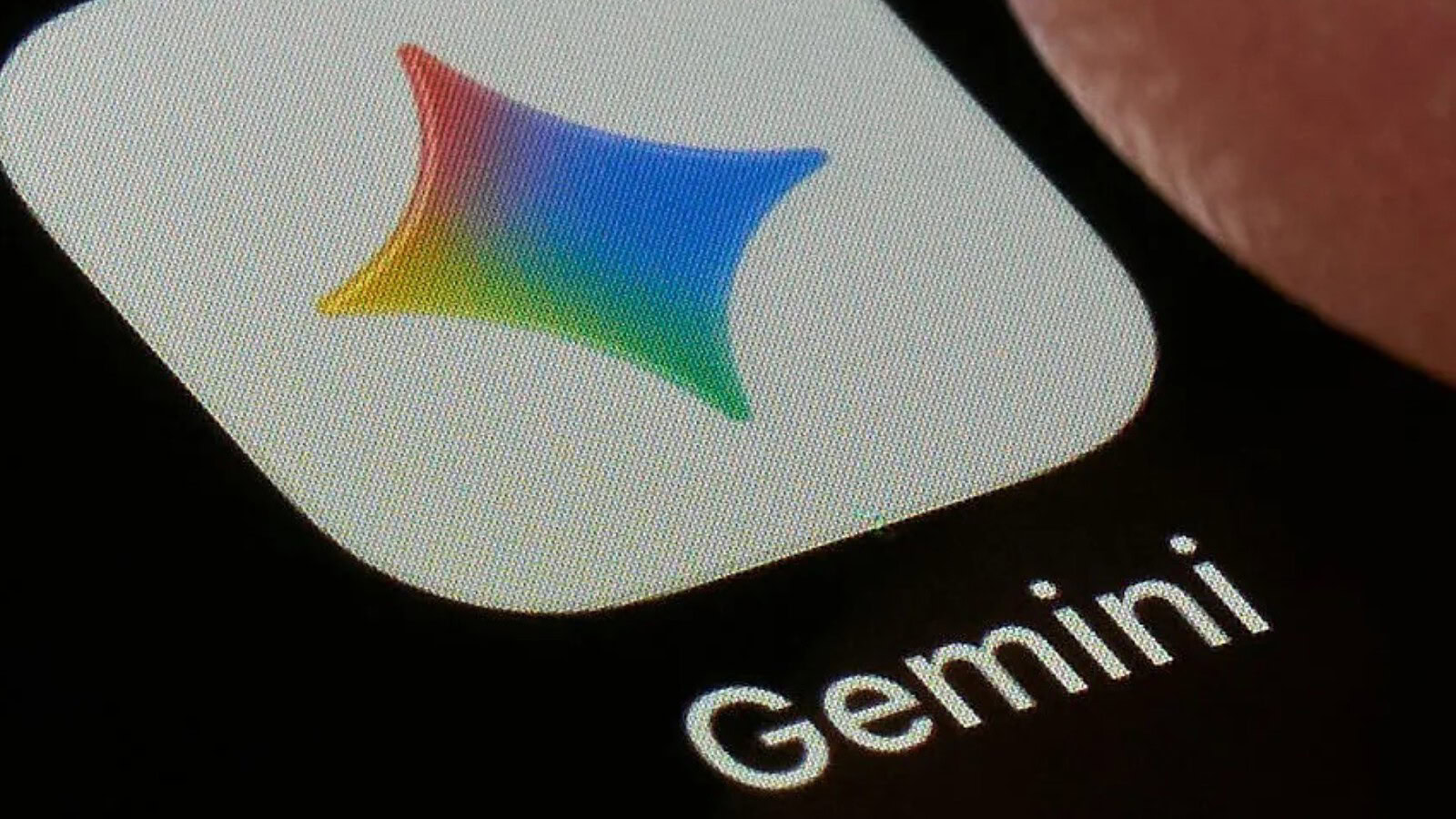 Gemini arriva su Apple CarPlay: Google Maps ora si usa parlando