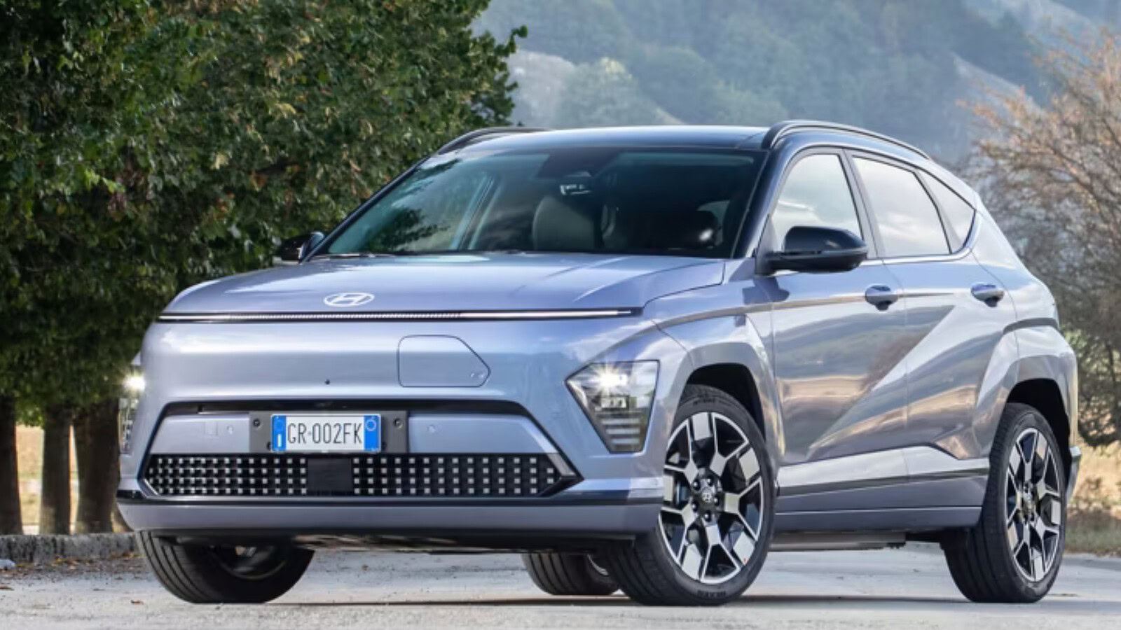 Nuova Hyundai Kona, il muletto è già in strada: debutto nel 2027
