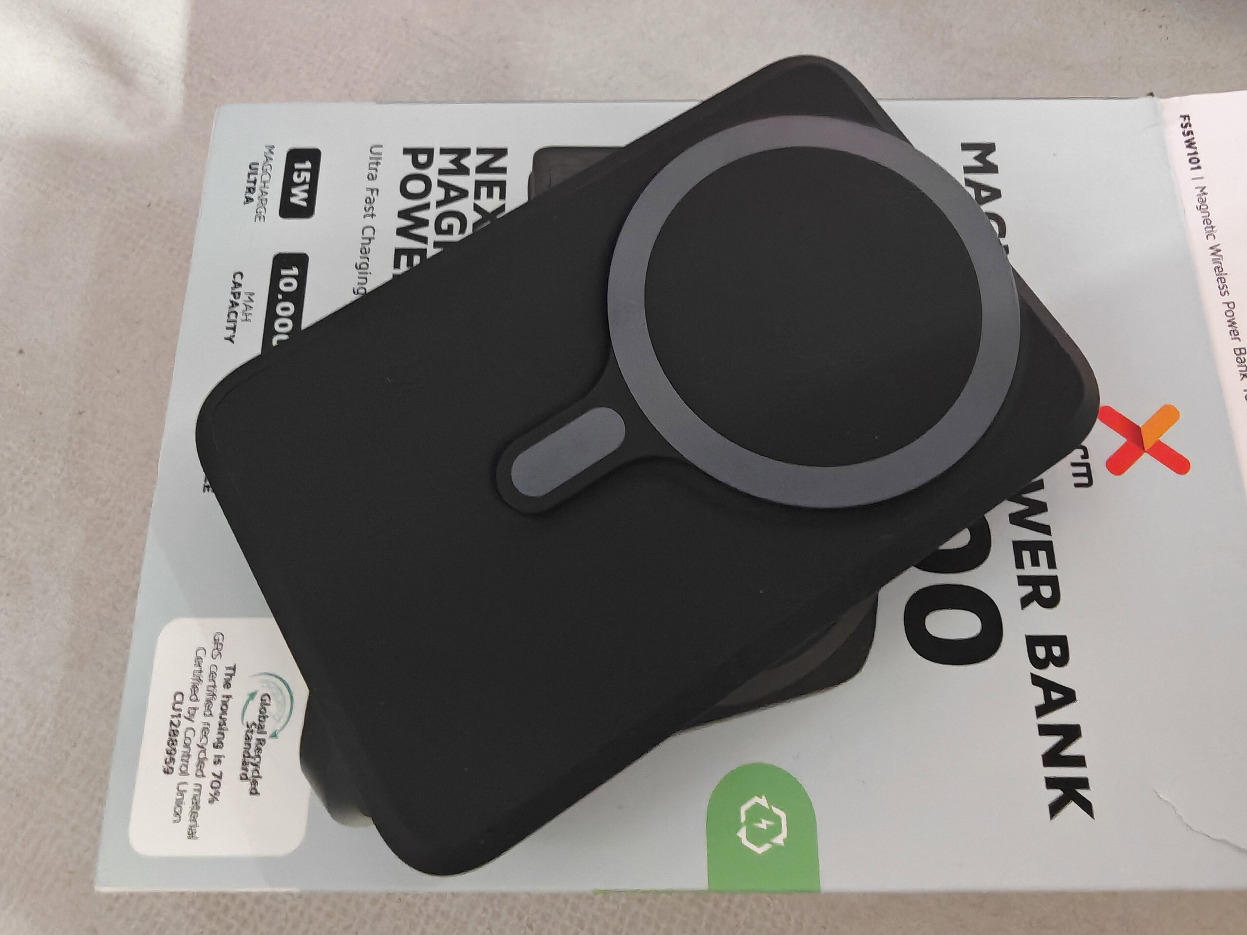 Xtorm FS5 Magnetic Power Bank - dettaglio