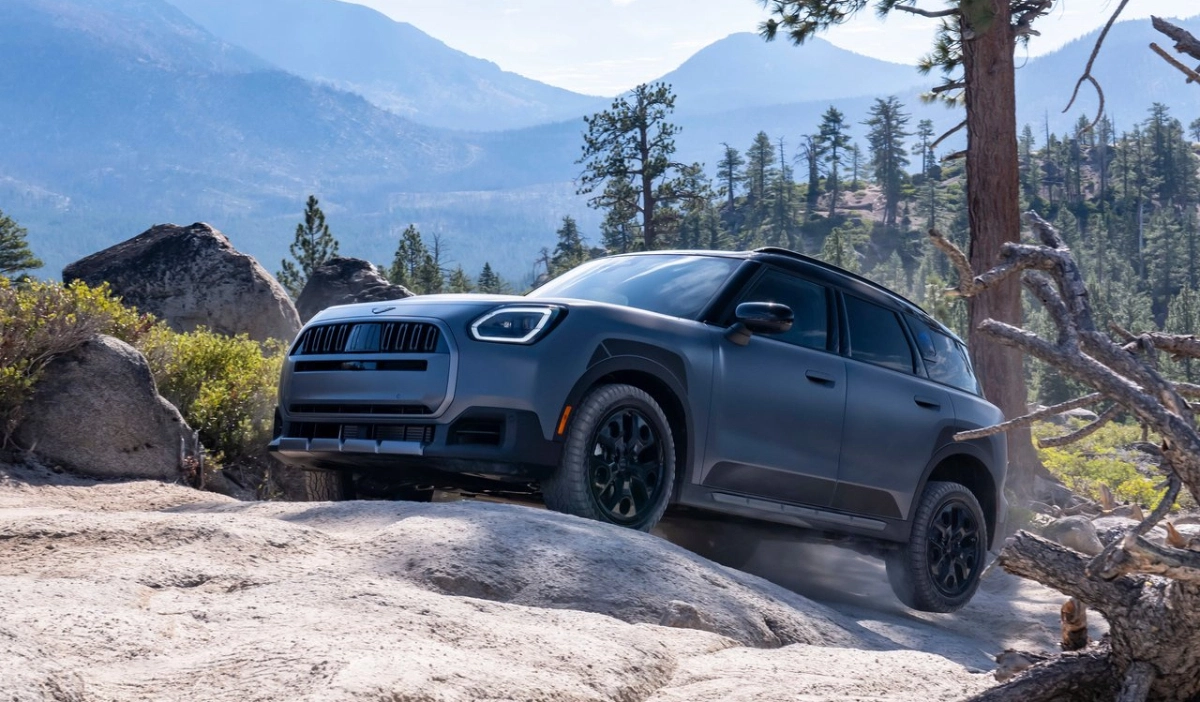 Mini Countryman Untamed Edition festeggia 25 anni di era BMW