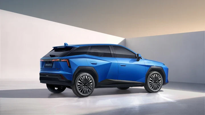Gruppo Chery Chery a Parigi: cinque modelli per l'Italia, Tiggo 9 da 428 CV