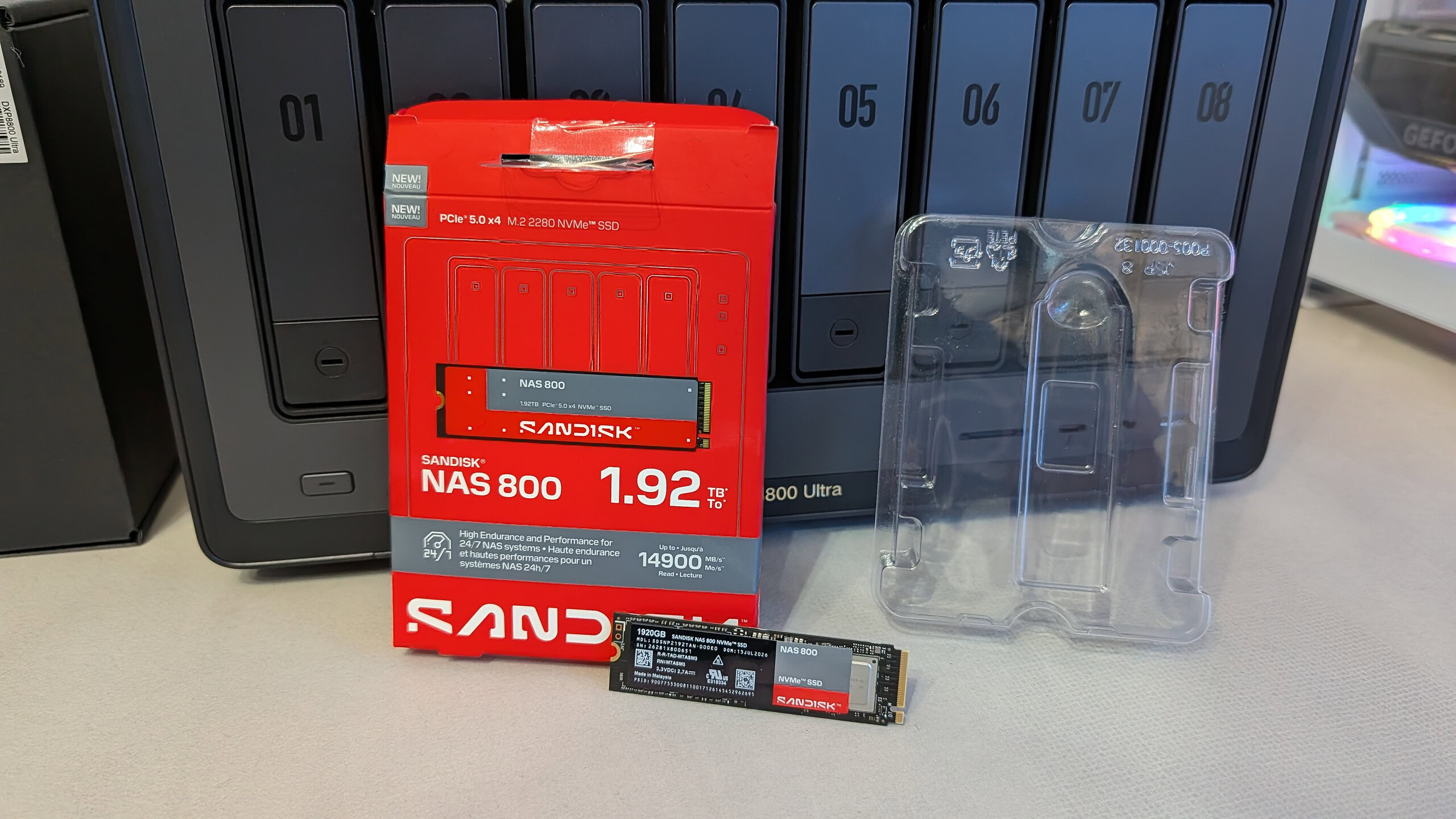 SanDisk NAS 800 - dettaglio SanDisk NAS 800 - dettaglio