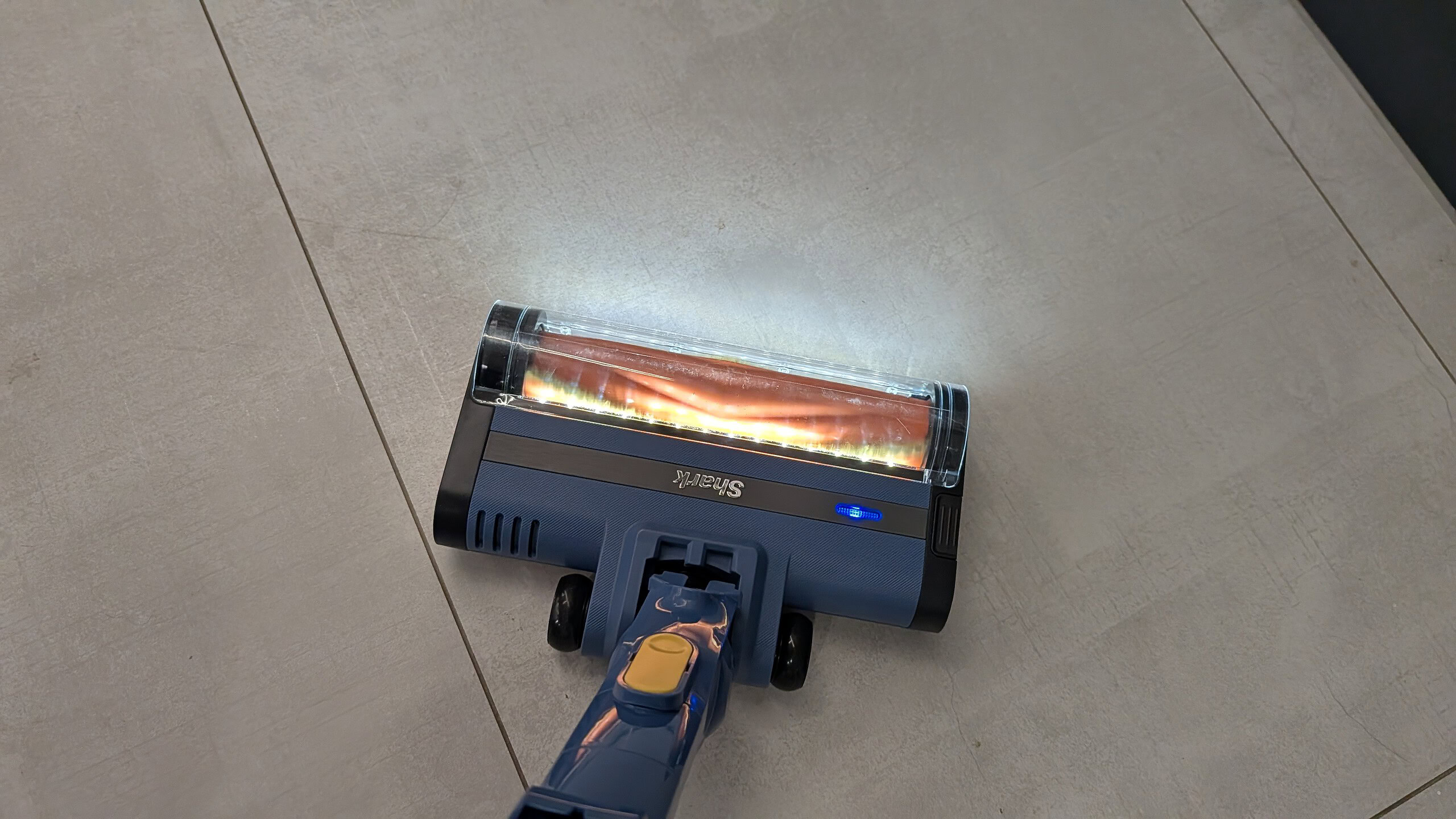 Shark FloorDetect IY143HEU - utilizzo Shark FloorDetect IY143HEU - utilizzo