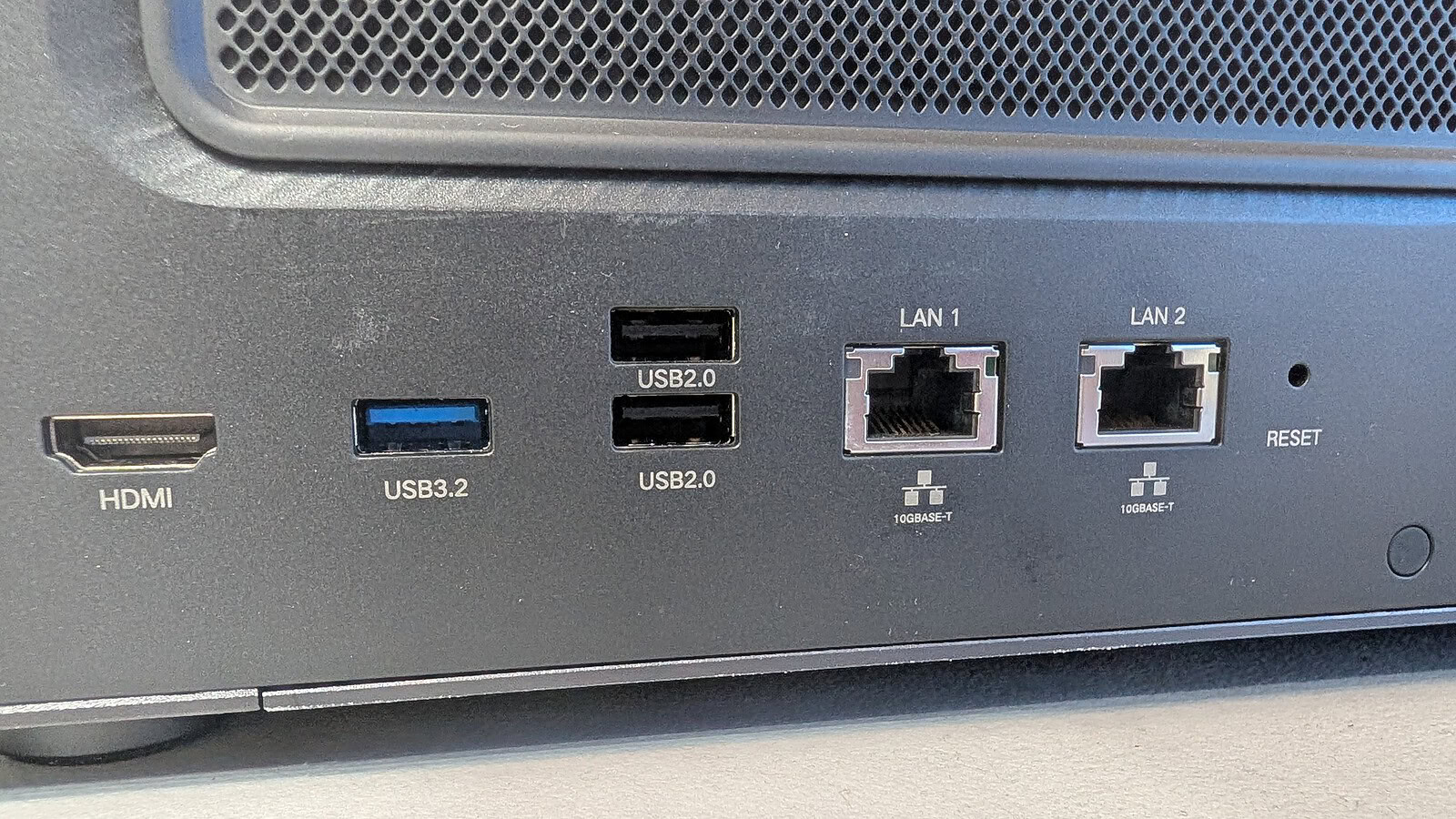 UGREEN DXP8800 Ultra - immagine 38 UGREEN DXP8800 Ultra - immagine 38
