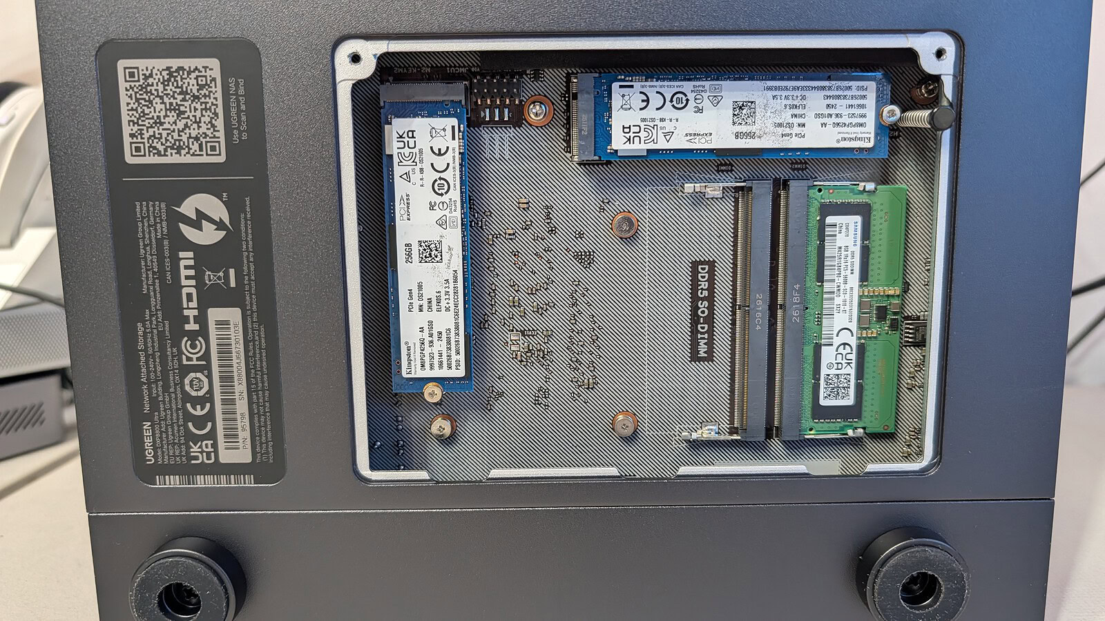 UGREEN DXP8800 Ultra - immagine 45 UGREEN DXP8800 Ultra - immagine 45
