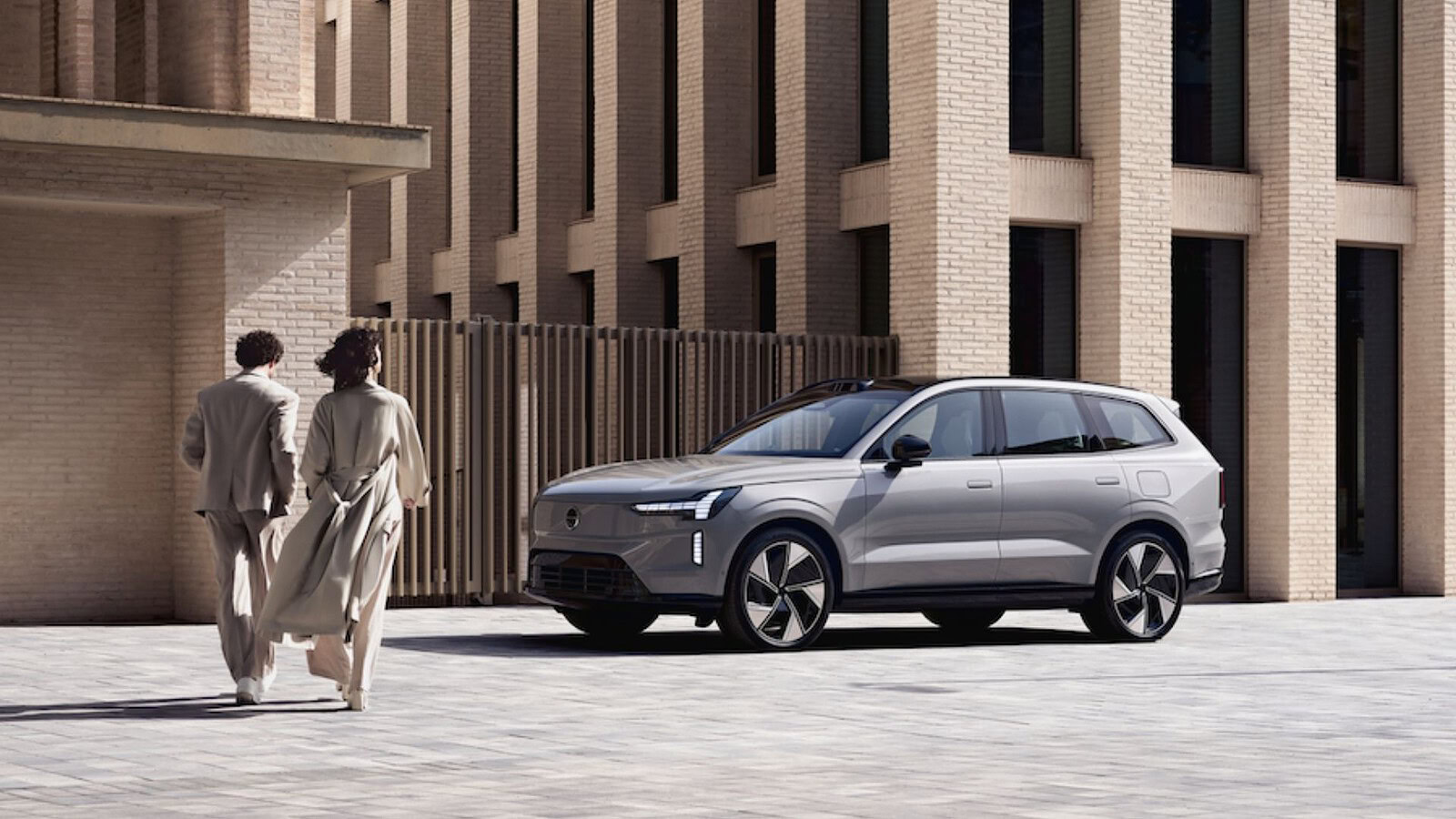 Volvo e Nvidia: guida a mani libere in città e in autostrada