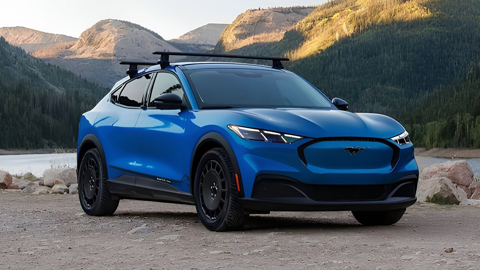 Ford Mustang Mach-E 2027: autonomia estesa di serie e nuova Trail