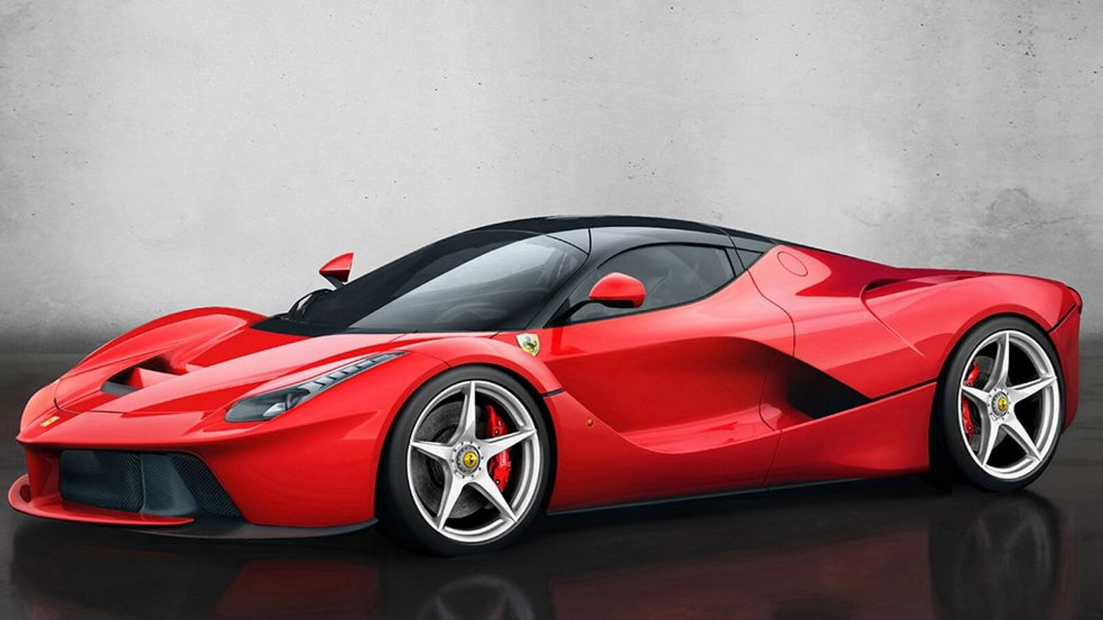 Ferrari LaFerrari da 8 milioni all'asta a Zurigo, c'è anche KITT