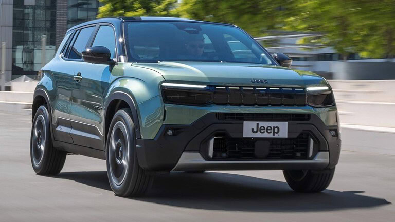 Jeep Avenger 2026: listino tra benzina, mild hybrid ed elettrica